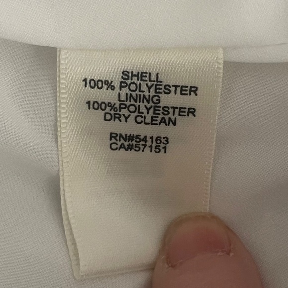 Eliza J Pleated long skirt in Navy Dot Size 4 - Picture 9 of 10